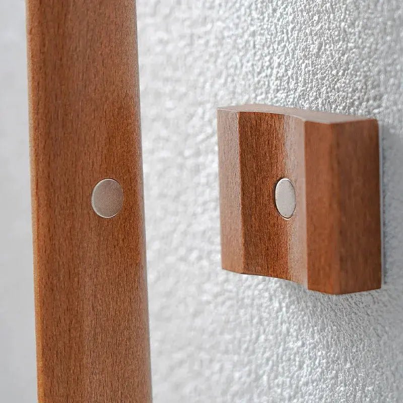 Magnetic Mounted Shoehorn - Image 3